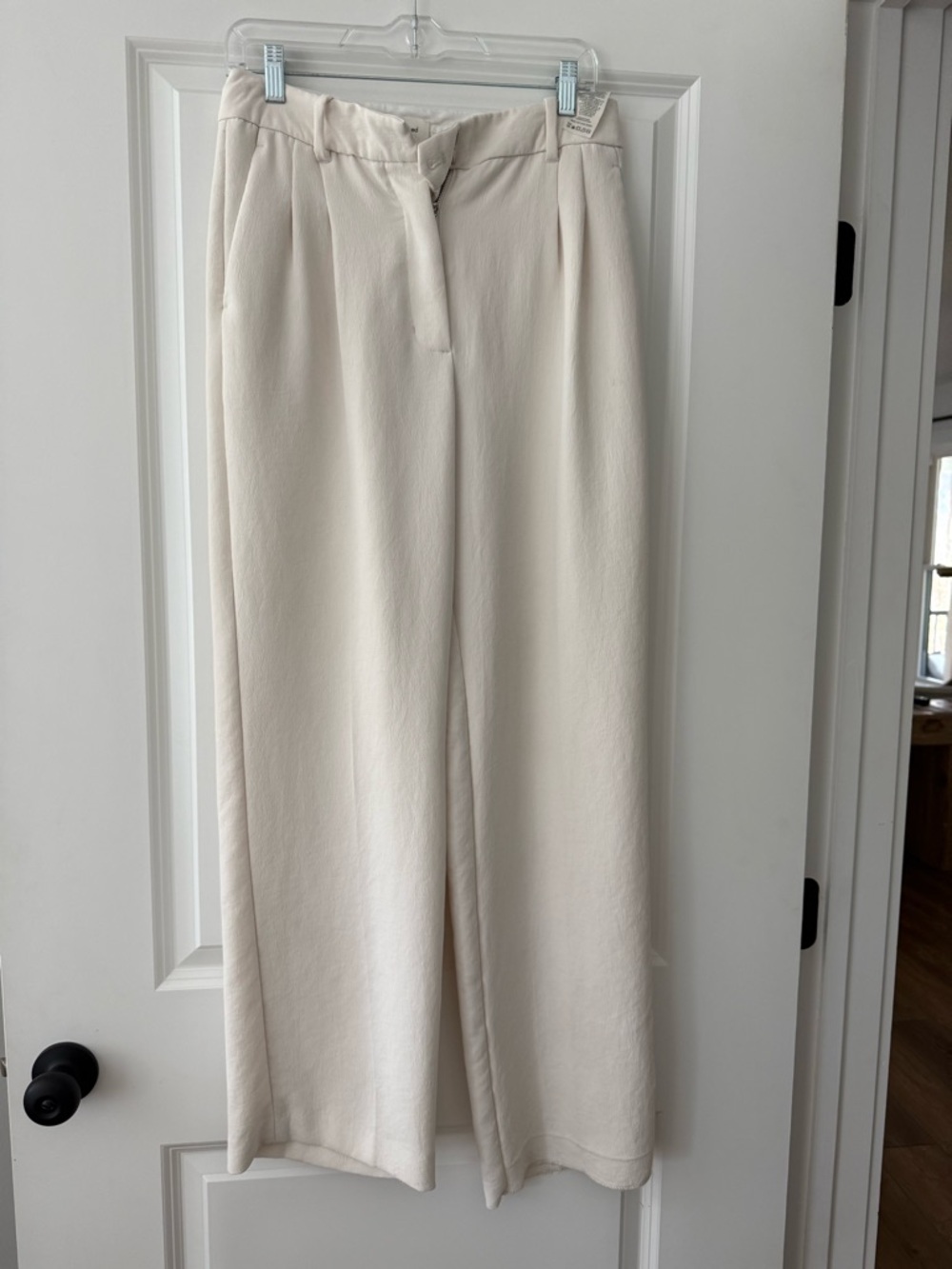 Aritzia effortless pants